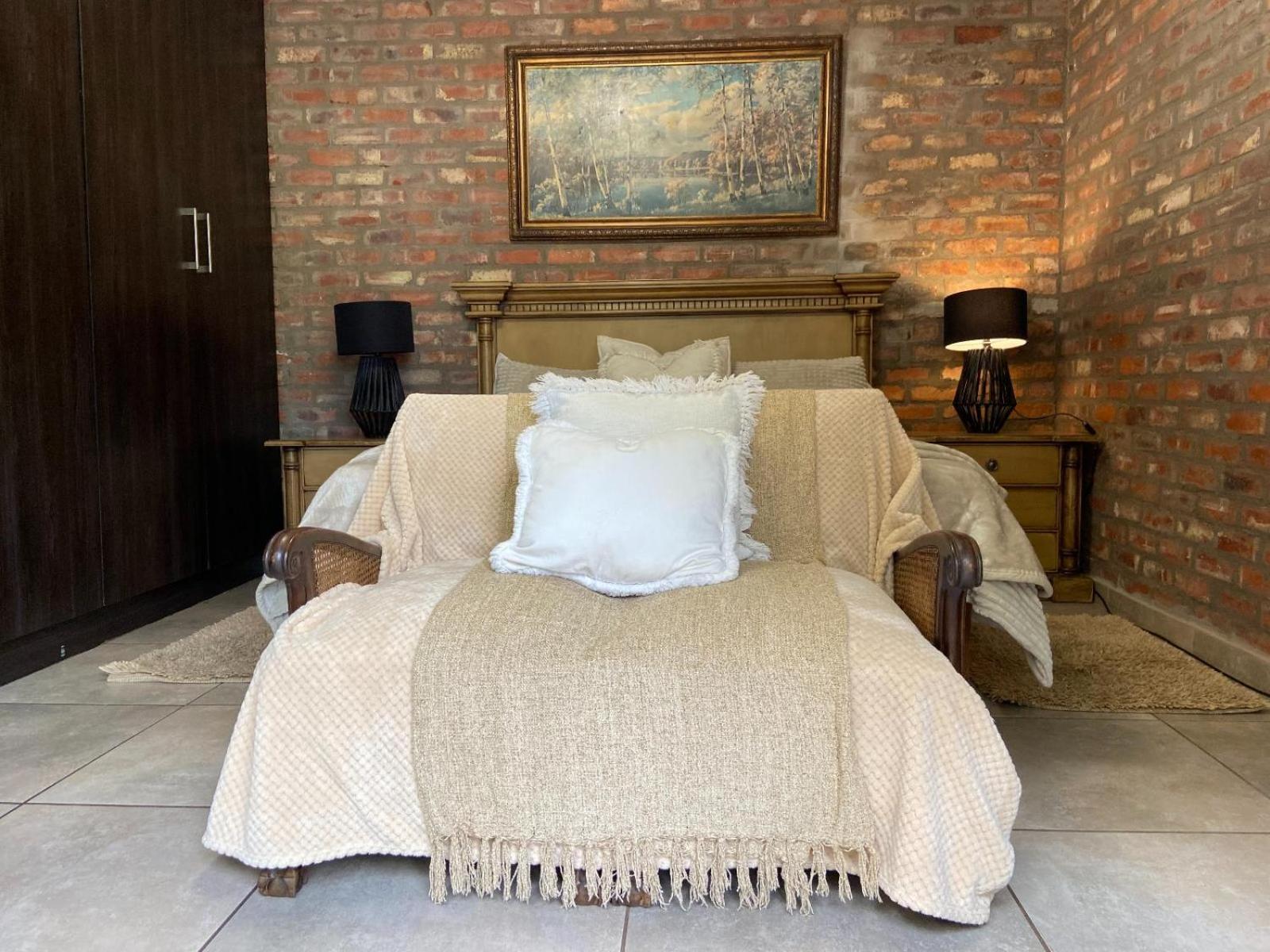 Aloe Guesthouse Klerksdorp Bilik gambar