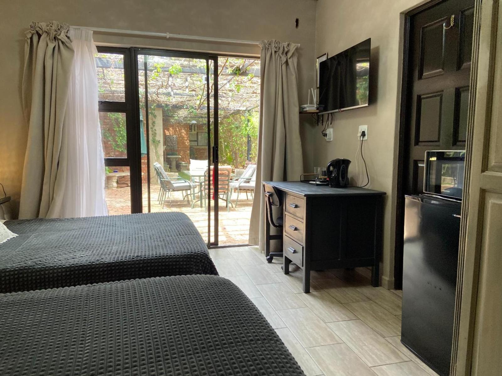Aloe Guesthouse Klerksdorp Bilik gambar